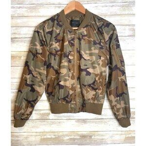 Love Tree Small Camouflage Bomber Jacket 100%‎ Polyester